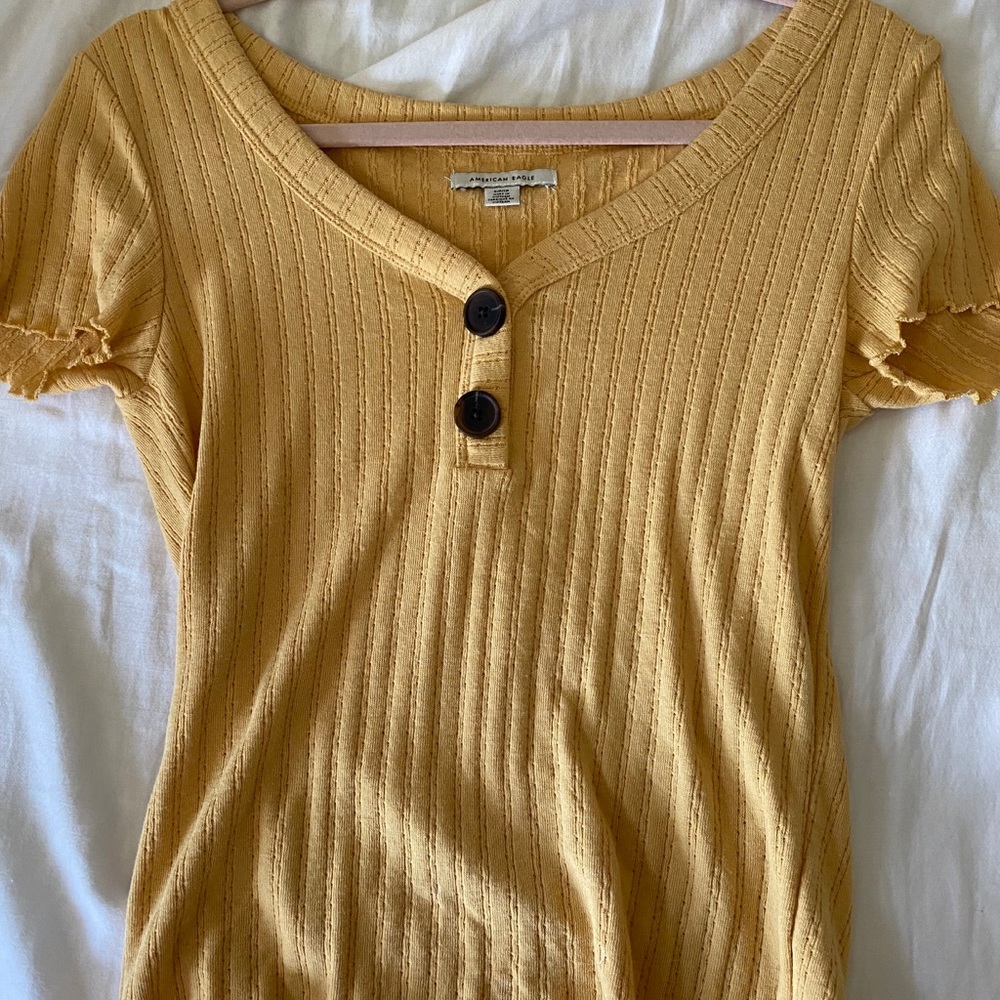 american eagle yellow top